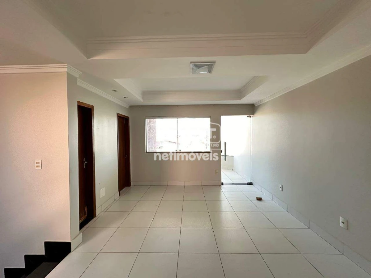 Casa para Locação com 6 quartos no bairro Todos os Santos
