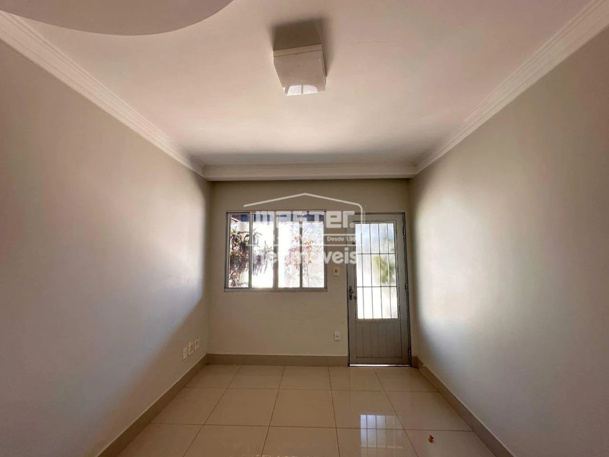 Casa para Locação com 6 quartos no bairro Todos os Santos