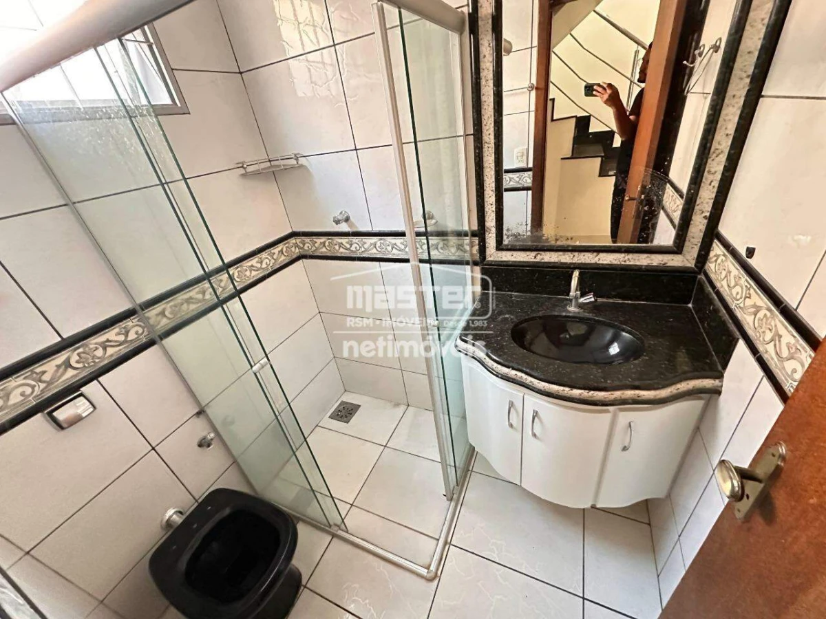Casa para Locação com 6 quartos no bairro Todos os Santos