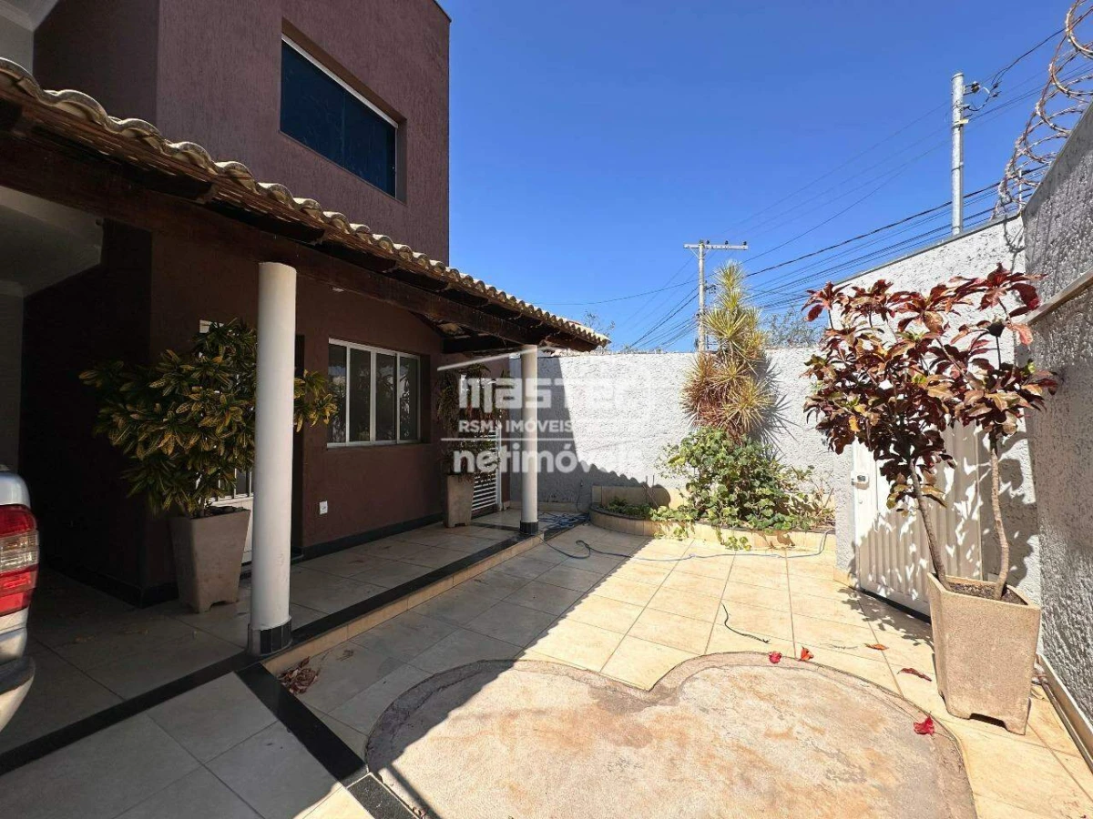 Casa para Locação com 6 quartos no bairro Todos os Santos