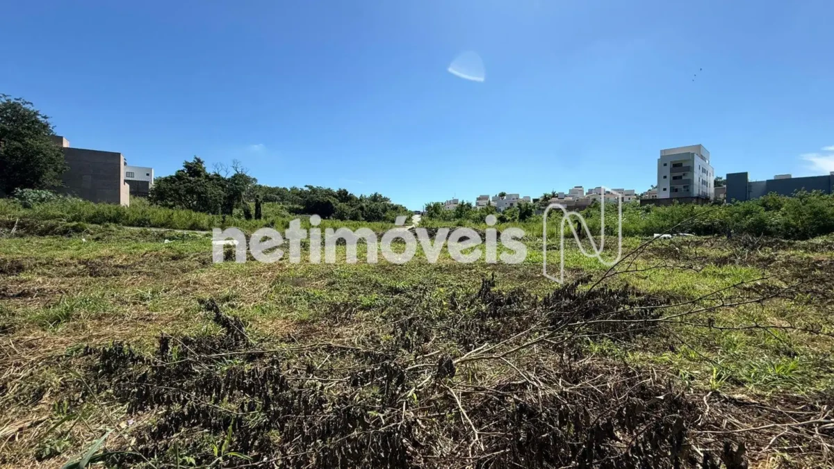 Lote para Venda com área de 919.8 m² no bairro Ibituruna