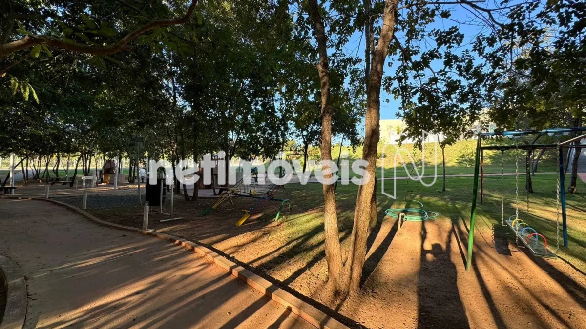 Lote para Venda com área de 360 m² no bairro Planalto