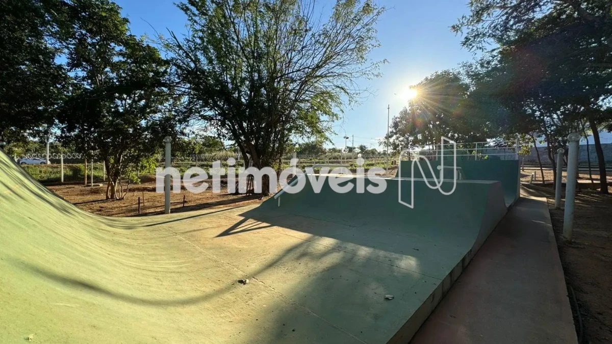 Lote para Venda com área de 360 m² no bairro Planalto