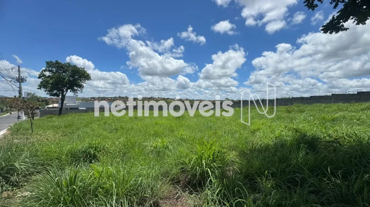 Lote para Venda com área de 360 m² no bairro Planalto