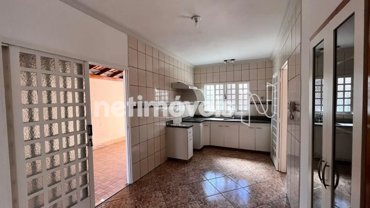Casa para Venda com 3 quartos no bairro São José