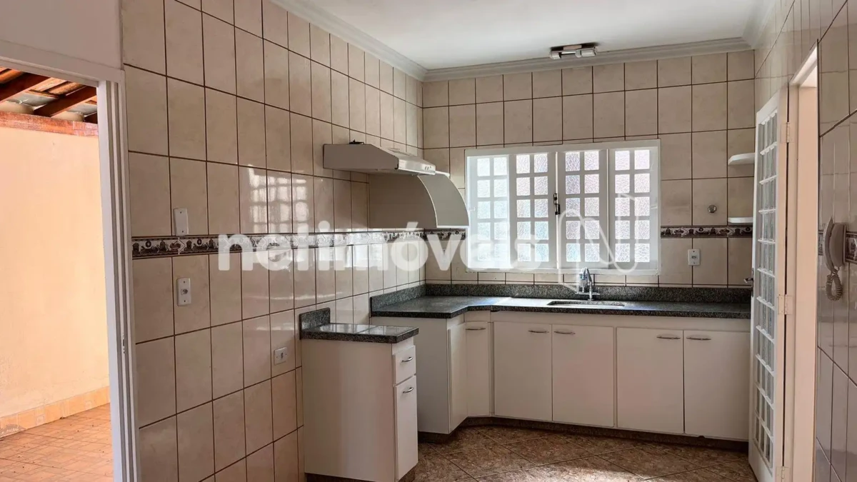 Casa para Venda com 3 quartos no bairro São José
