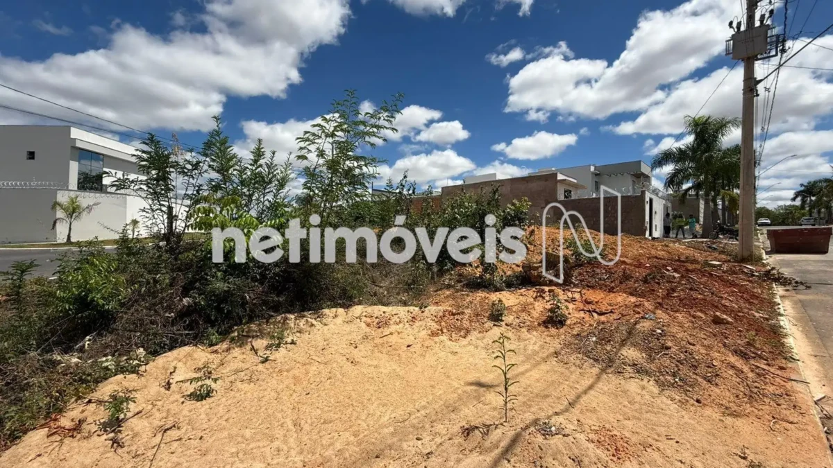 Lote para Venda com área de 289.2 m² no bairro Loteamento Reserva Real