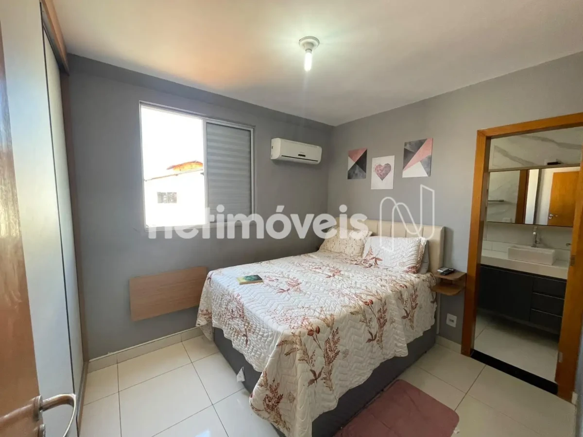 Apartamento para Venda com 2 quartos no bairro Vila Guilhermina
