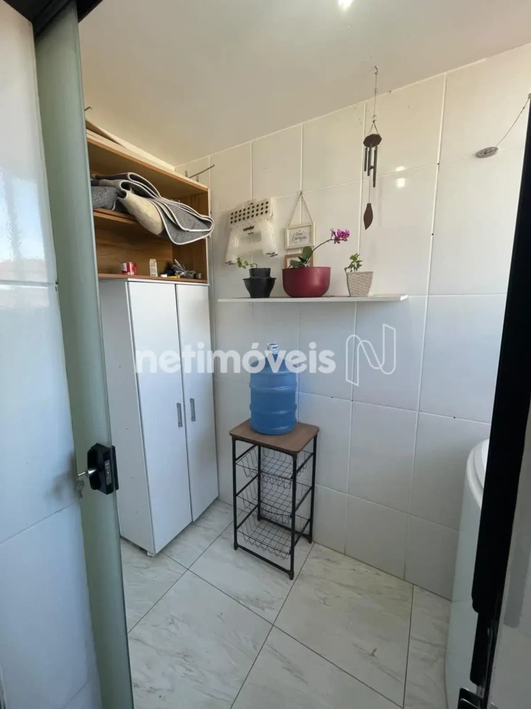 Apartamento para Venda com 2 quartos no bairro Vila Guilhermina