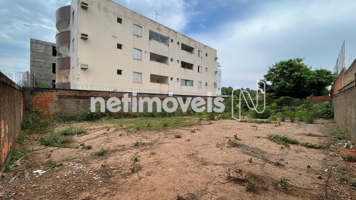 Lote para Venda com área de 450 m² no bairro Morada do Sol