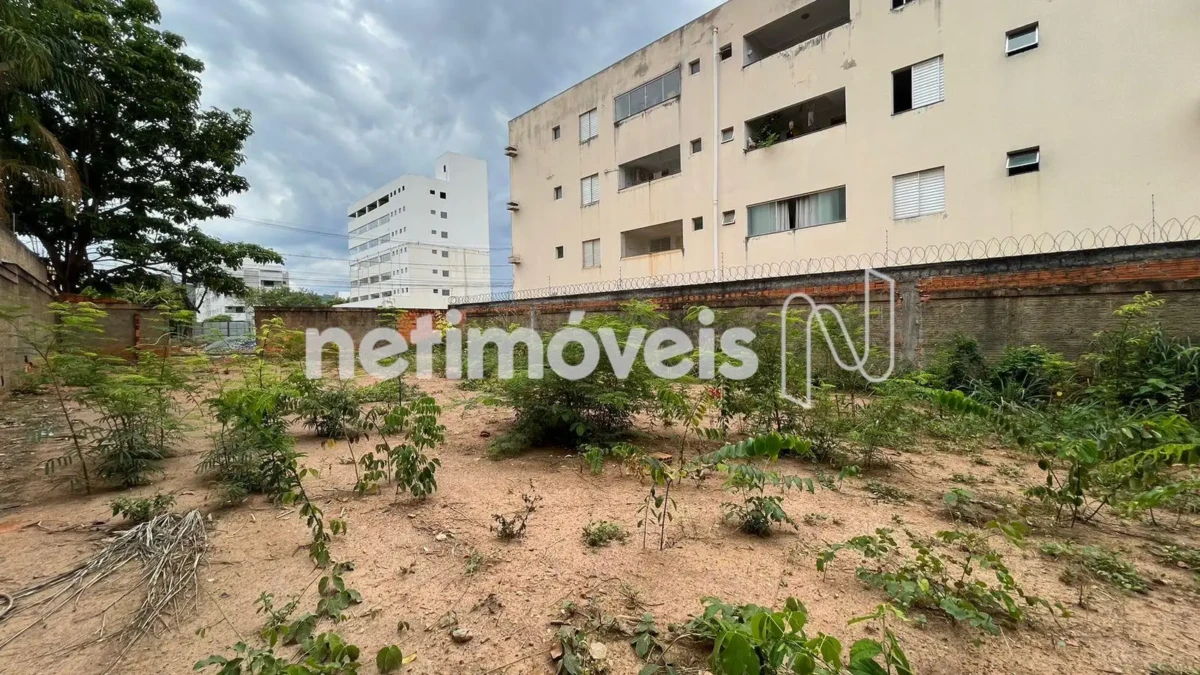 Lote para Venda com área de 450 m² no bairro Morada do Sol
