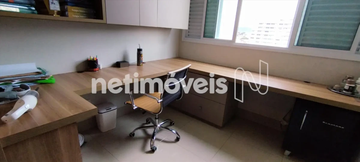 Cobertura para Venda com 5 quartos no bairro Centro