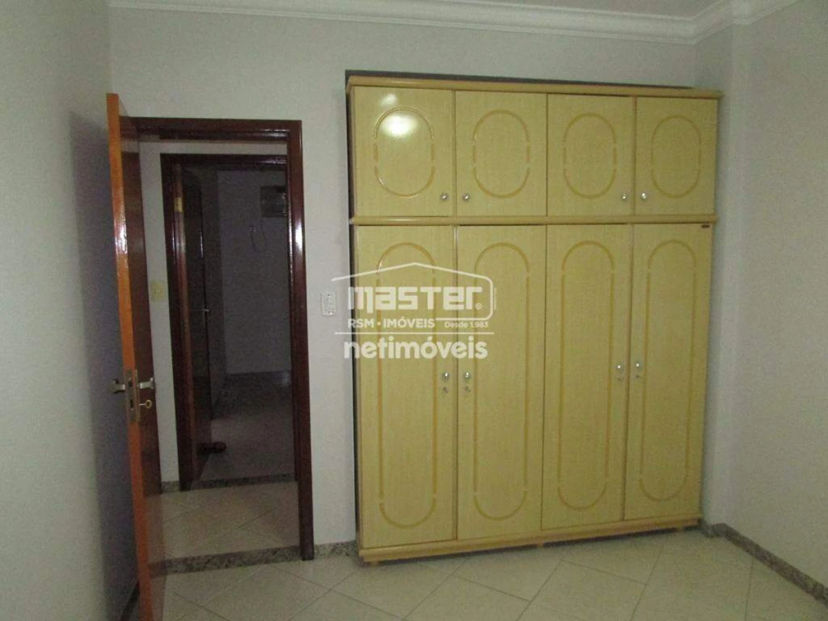 Apartamento para Locação com 3 quartos no bairro São José