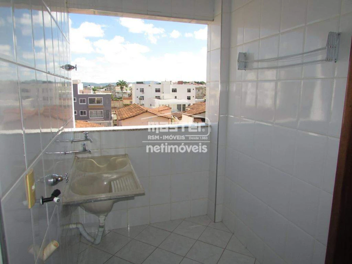 Apartamento para Locação com 3 quartos no bairro São José