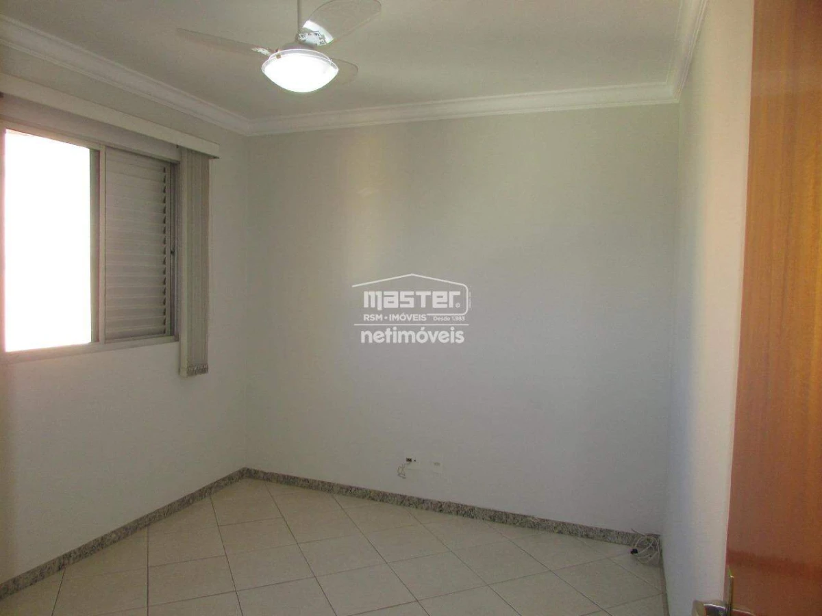 Apartamento para Locação com 3 quartos no bairro São José