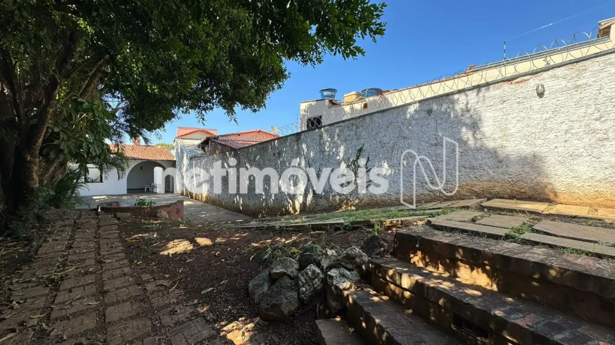 Casa para Venda com 3 quartos no bairro Sagrada Família