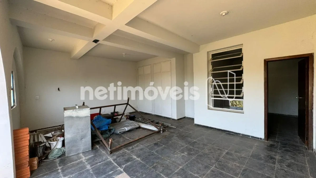 Casa para Venda com 3 quartos no bairro Sagrada Família