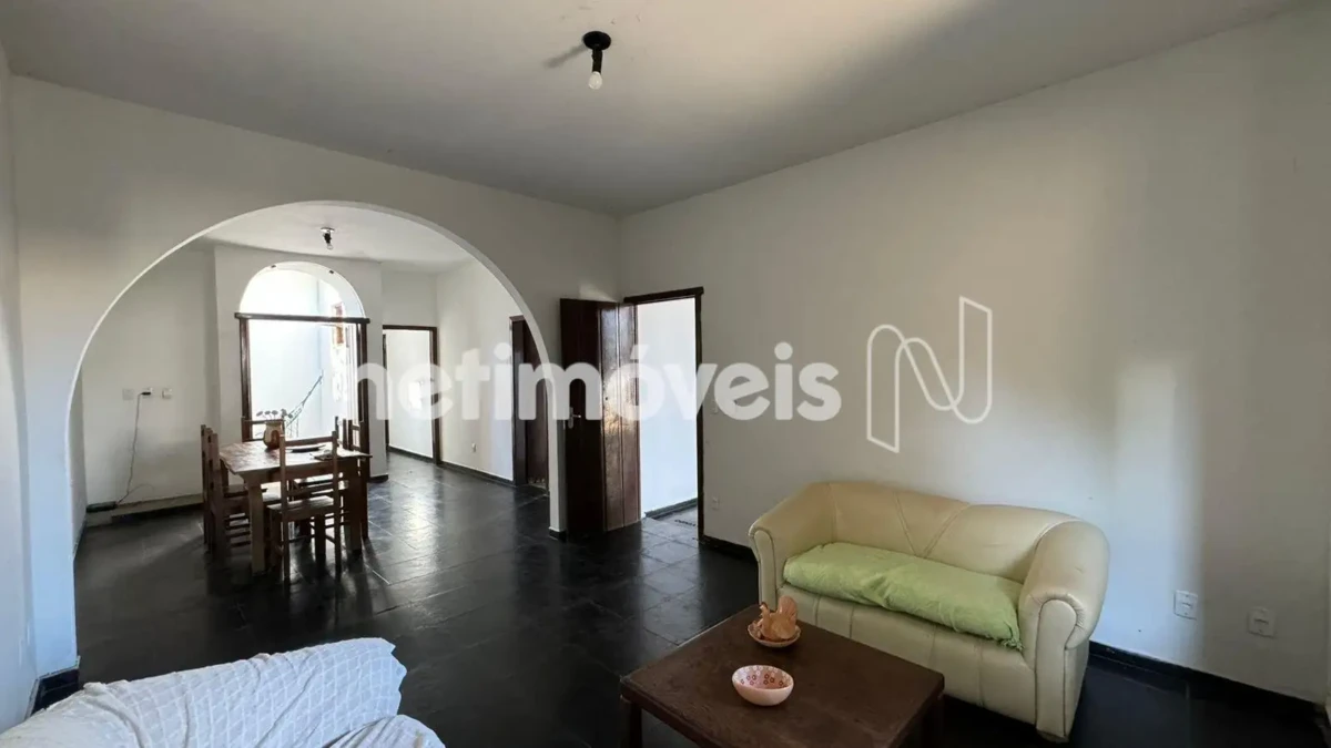 Casa para Venda com 3 quartos no bairro Sagrada Família