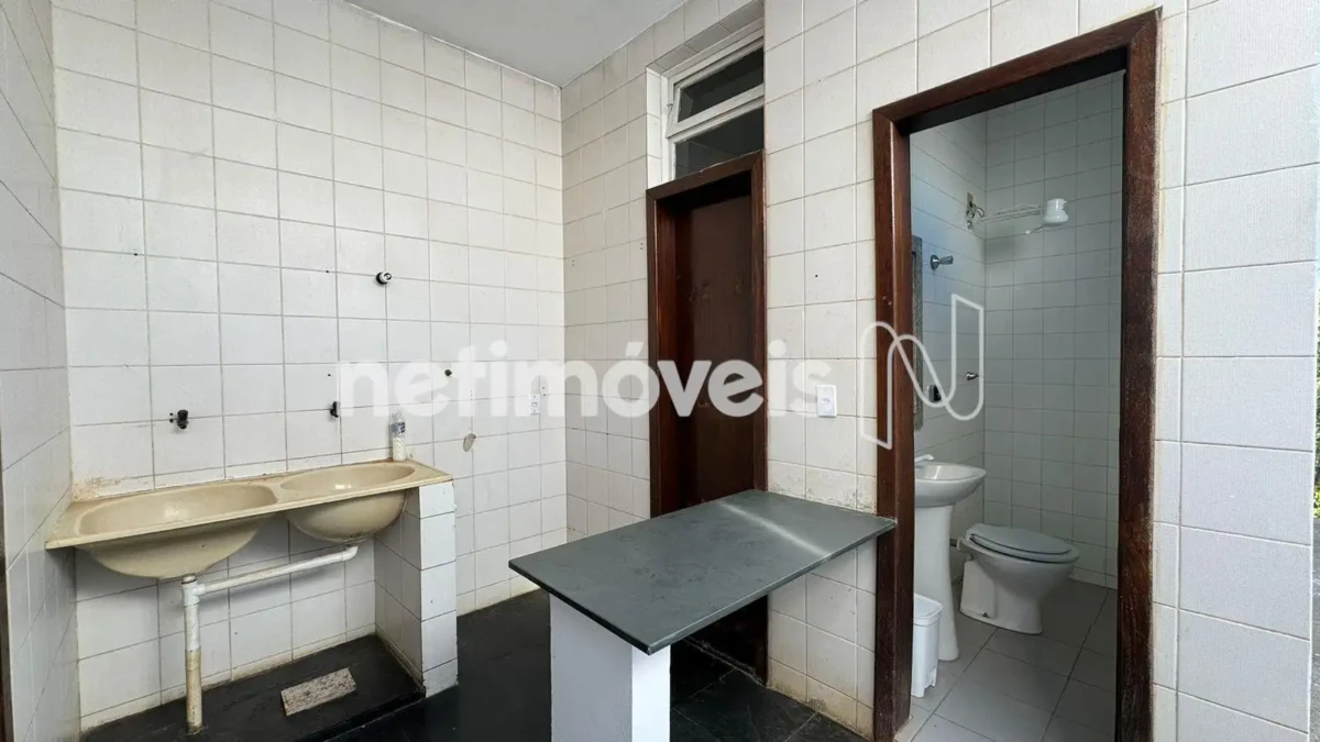 Casa para Venda com 3 quartos no bairro Sagrada Família