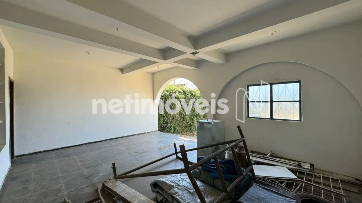 Casa para Venda com 3 quartos no bairro Sagrada Família