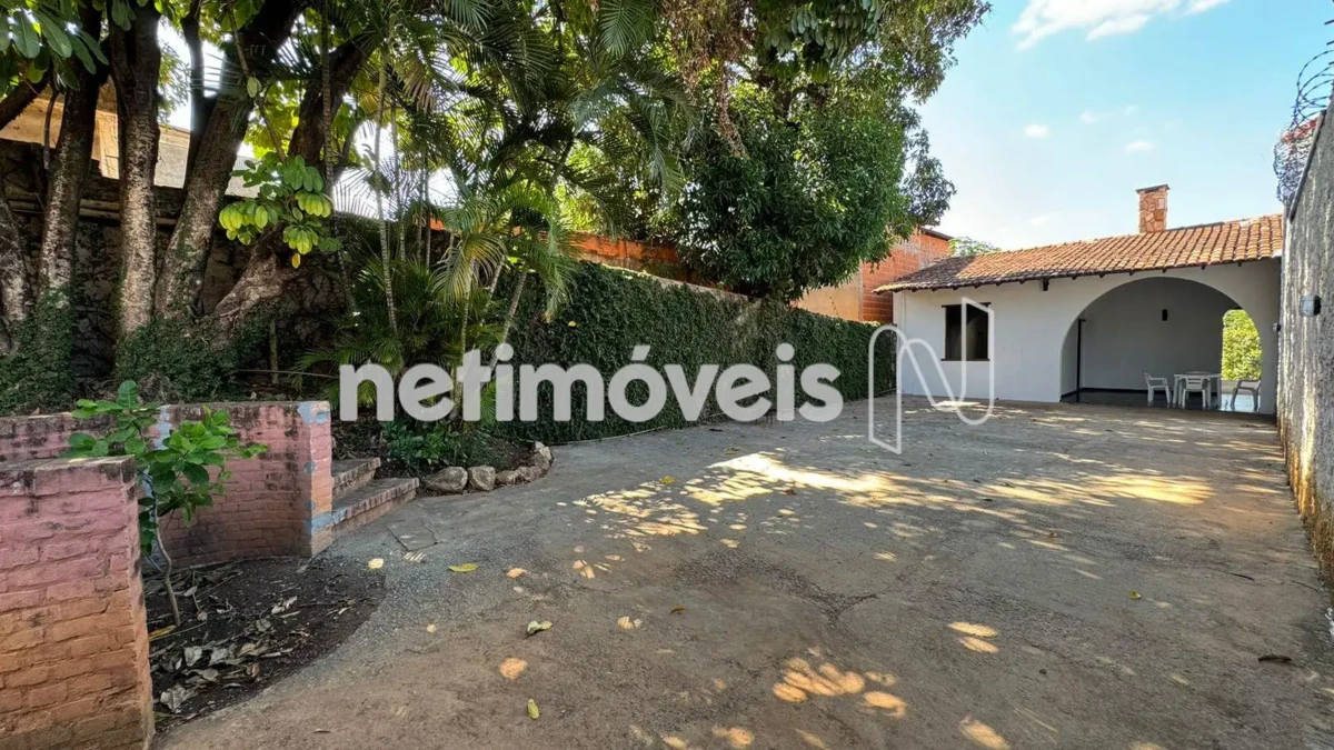 Casa para Venda com 3 quartos no bairro Sagrada Família