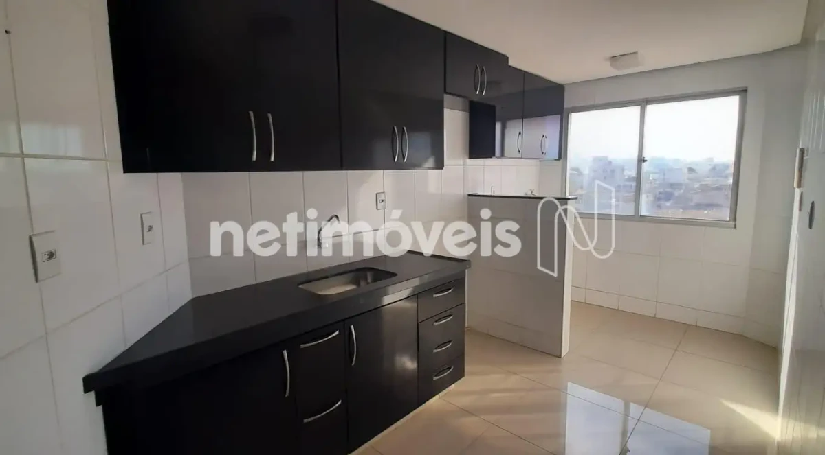 Apartamento para Venda com 3 quartos no bairro Cândida Câmara