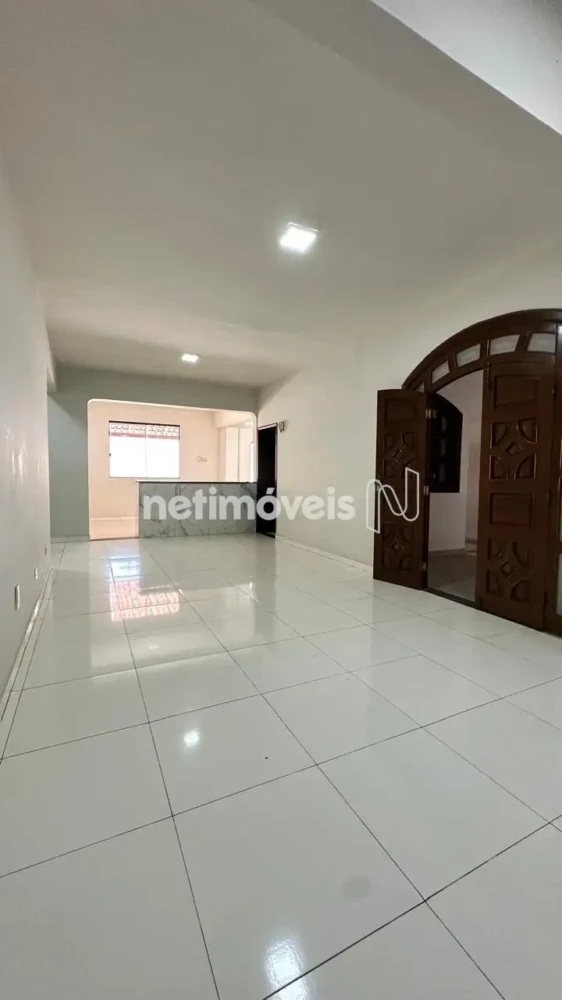 Casa para Venda com 3 quartos no bairro Alice Maia