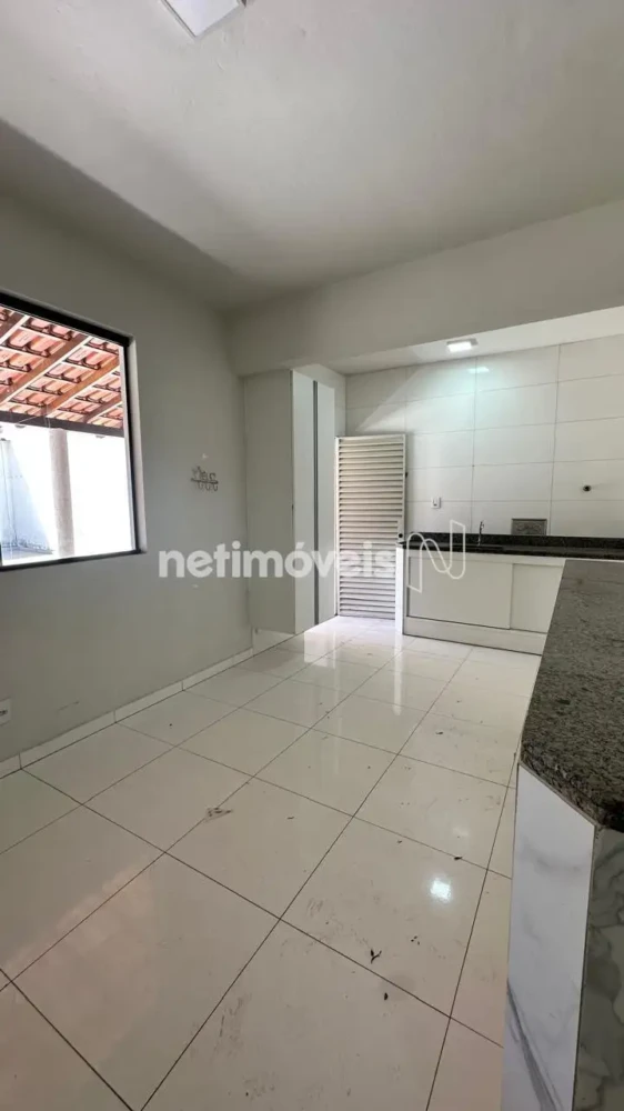 Casa para Venda com 3 quartos no bairro Alice Maia
