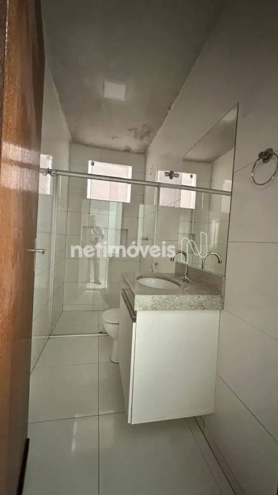 Casa para Venda com 3 quartos no bairro Alice Maia