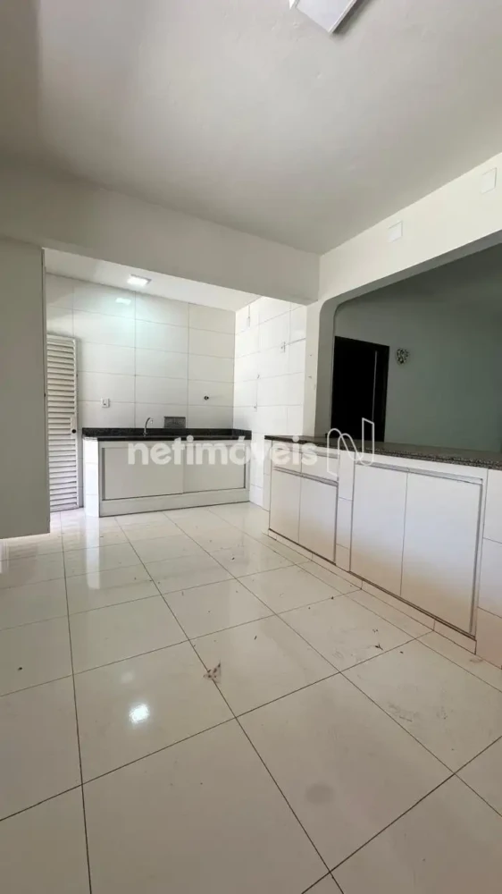 Casa para Venda com 3 quartos no bairro Alice Maia