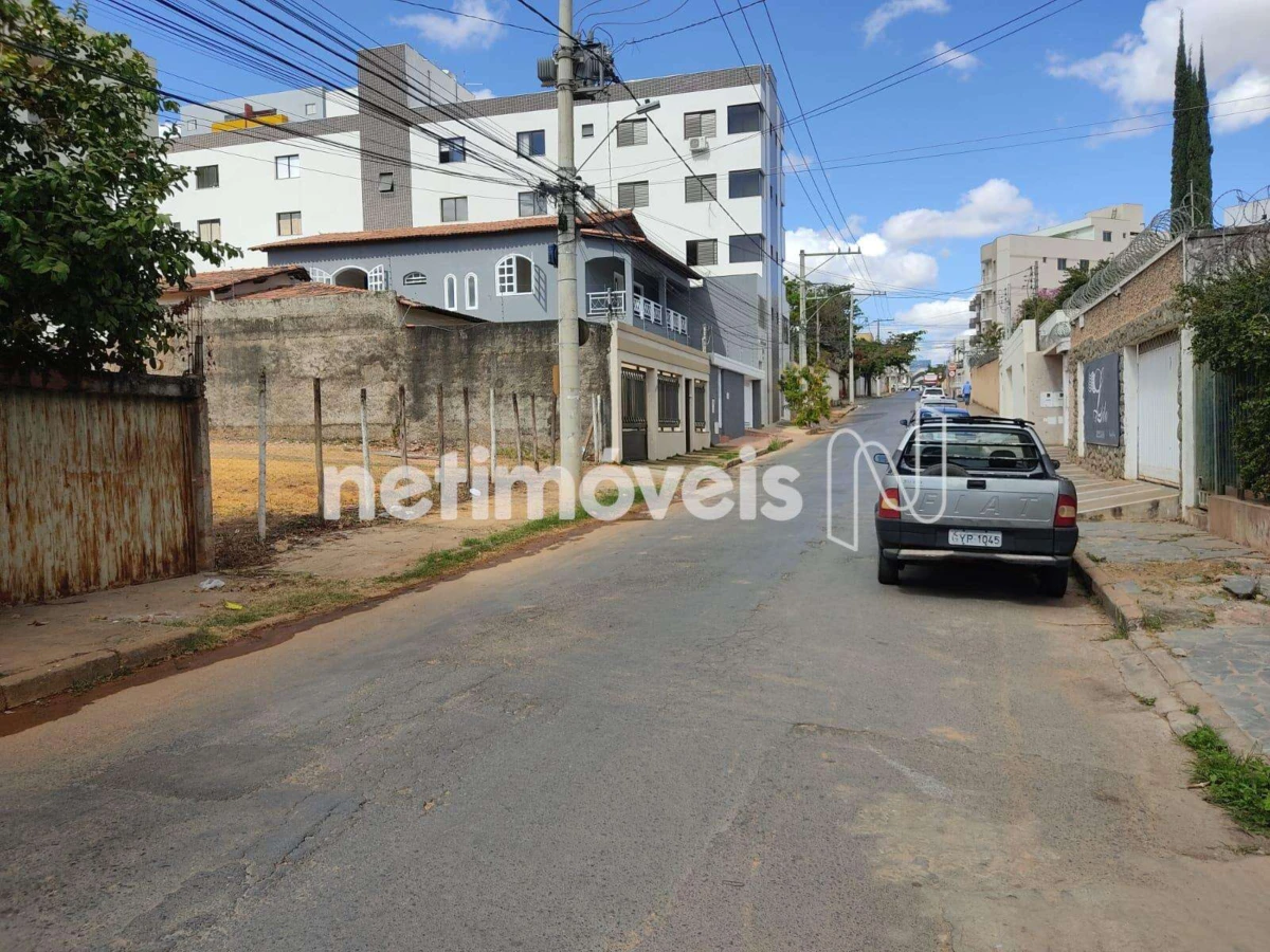 Lote para Venda com área de 1300 m² no bairro Cidade Santa Maria