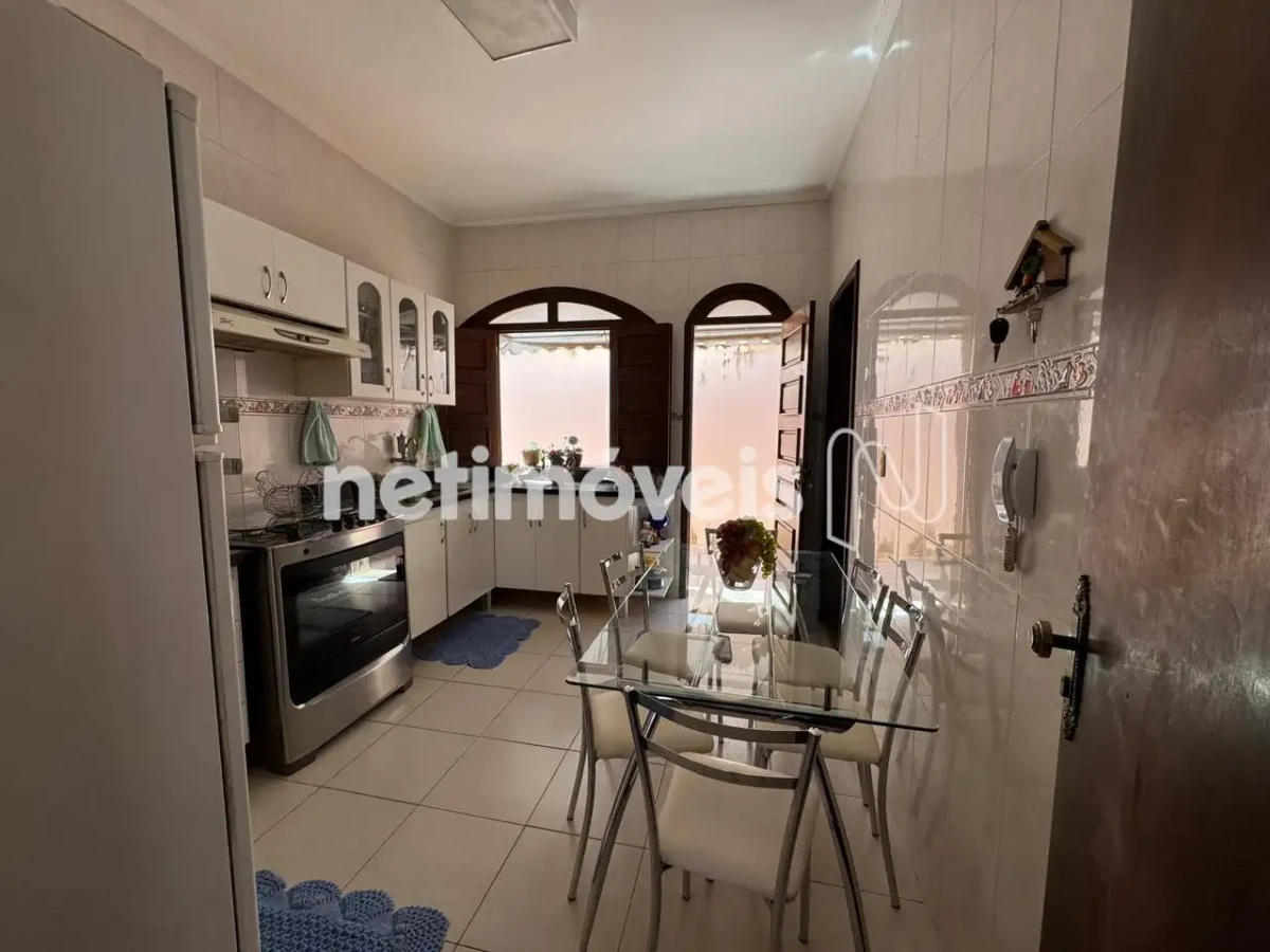 Casa para Venda com 3 quartos no bairro Ibituruna
