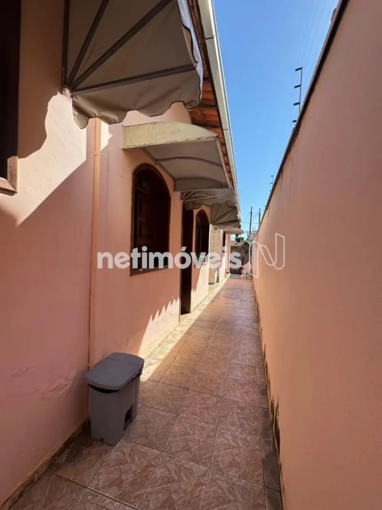 Casa para Venda com 3 quartos no bairro Ibituruna