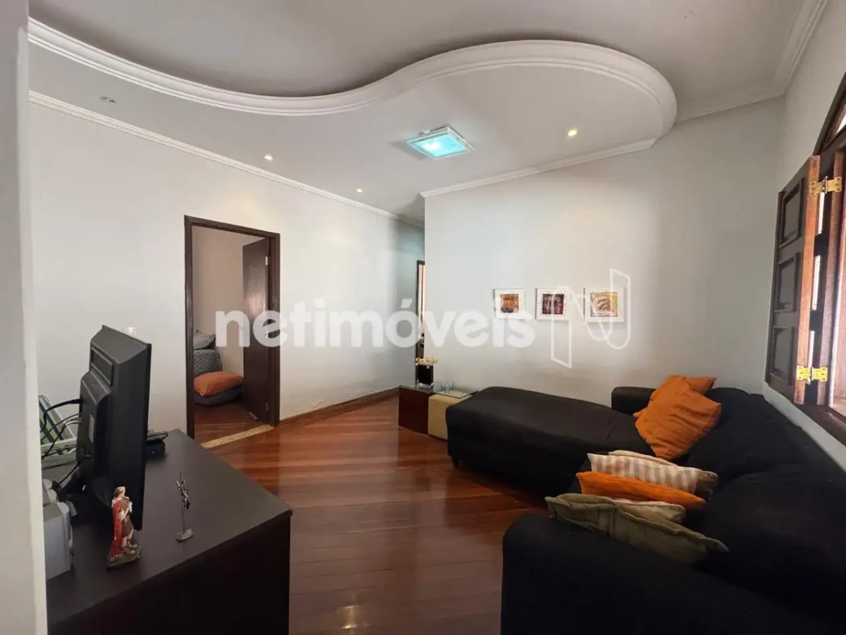 Casa para Venda com 3 quartos no bairro Ibituruna