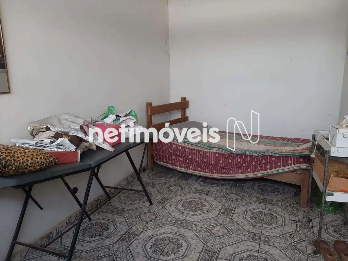 Casa para Venda com 5 quartos no bairro Centro