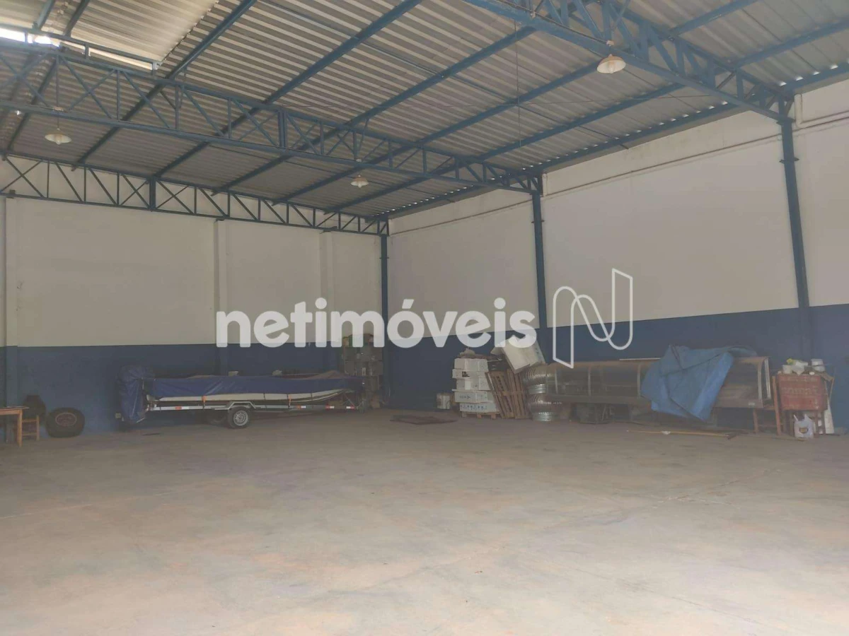Galpão para Venda com área de 373 m² no bairro Canelas