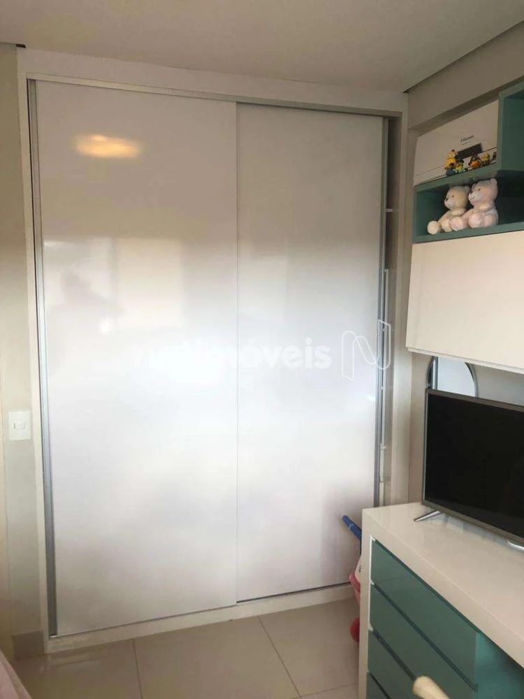 Apartamento para Venda com 3 quartos no bairro Melo