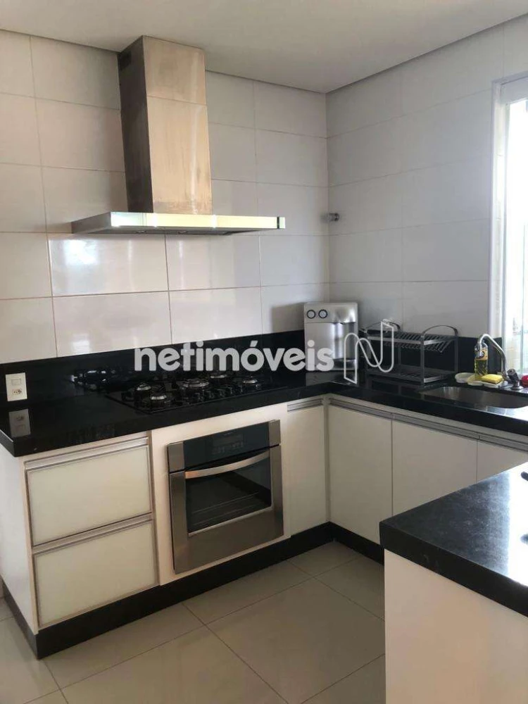Apartamento para Venda com 3 quartos no bairro Melo