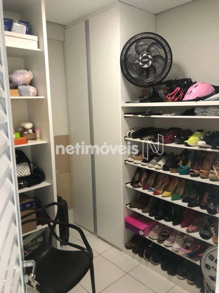 Apartamento para Venda com 3 quartos no bairro Melo