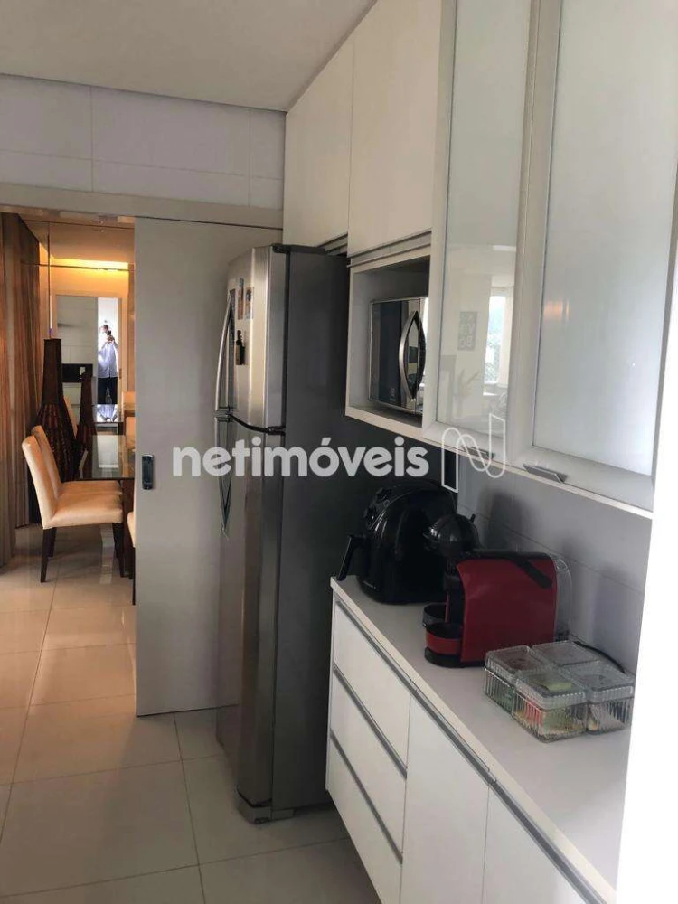 Apartamento para Venda com 3 quartos no bairro Melo