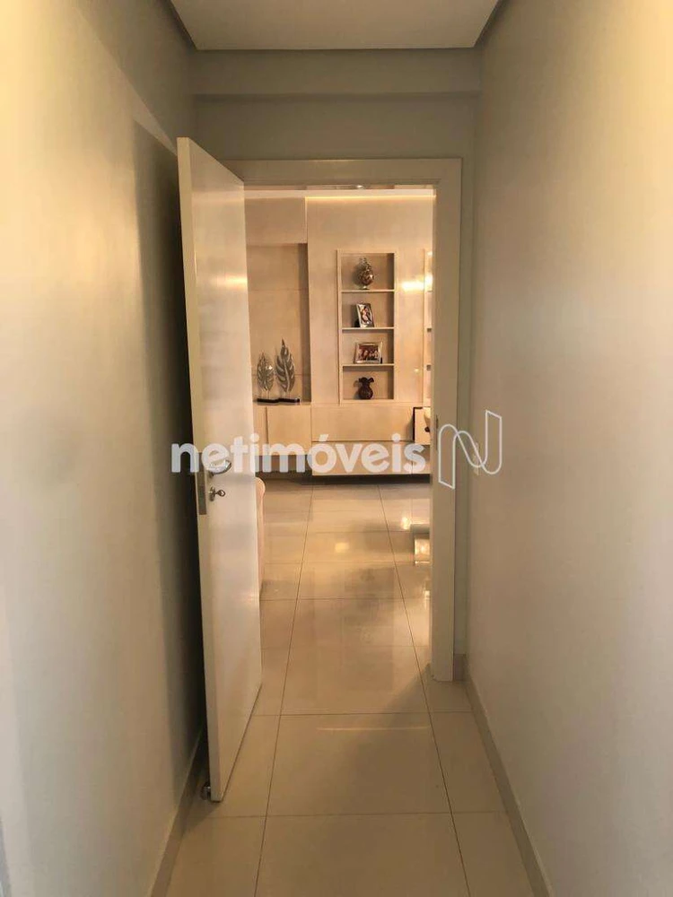 Apartamento para Venda com 3 quartos no bairro Melo