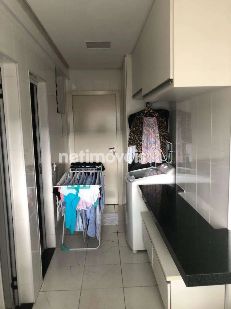 Apartamento para Venda com 3 quartos no bairro Melo