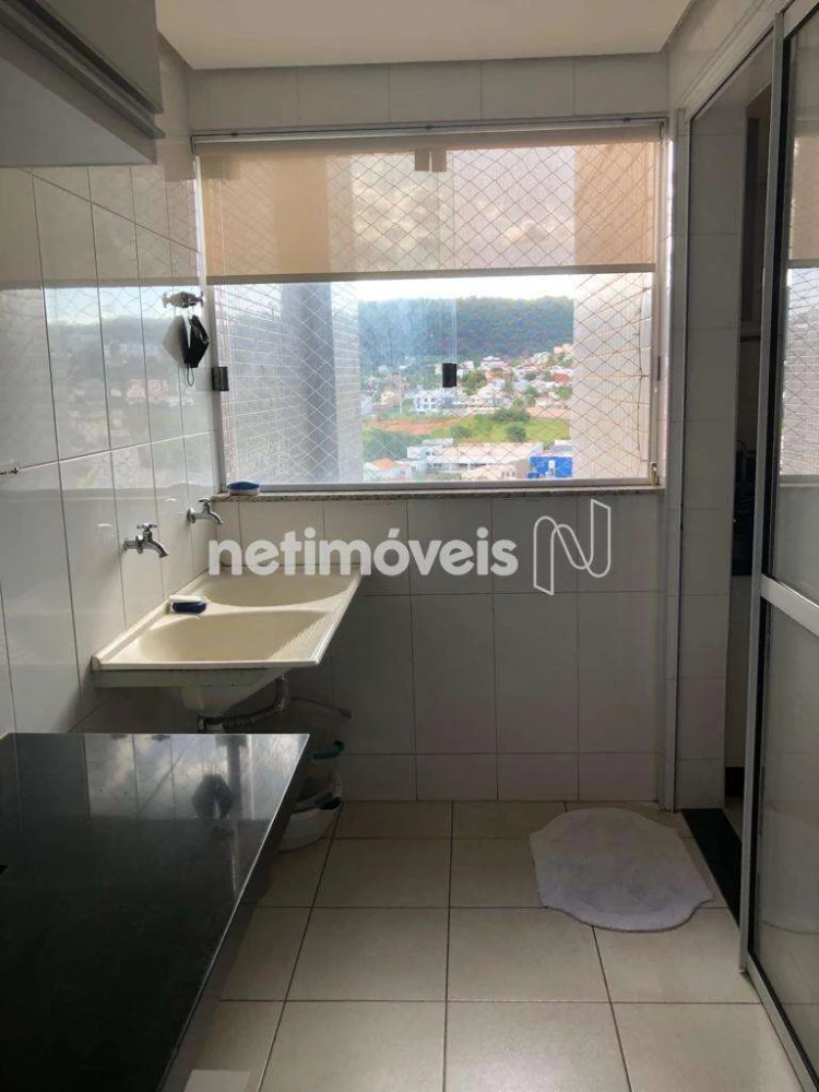 Apartamento para Venda com 3 quartos no bairro Melo