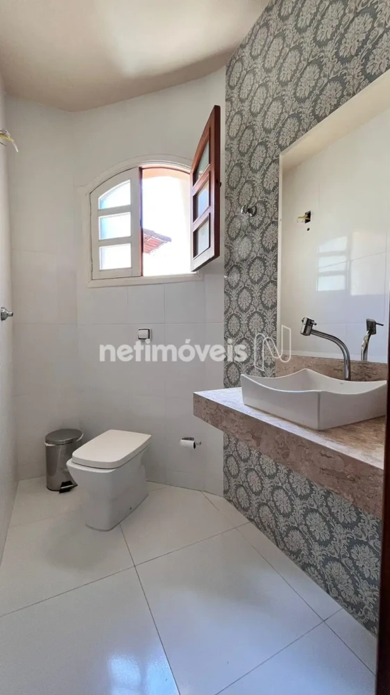 Casa para Venda com 5 quartos no bairro Cândida Câmara