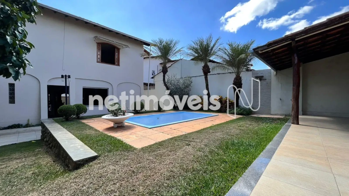 Casa para Venda com 5 quartos no bairro Cândida Câmara