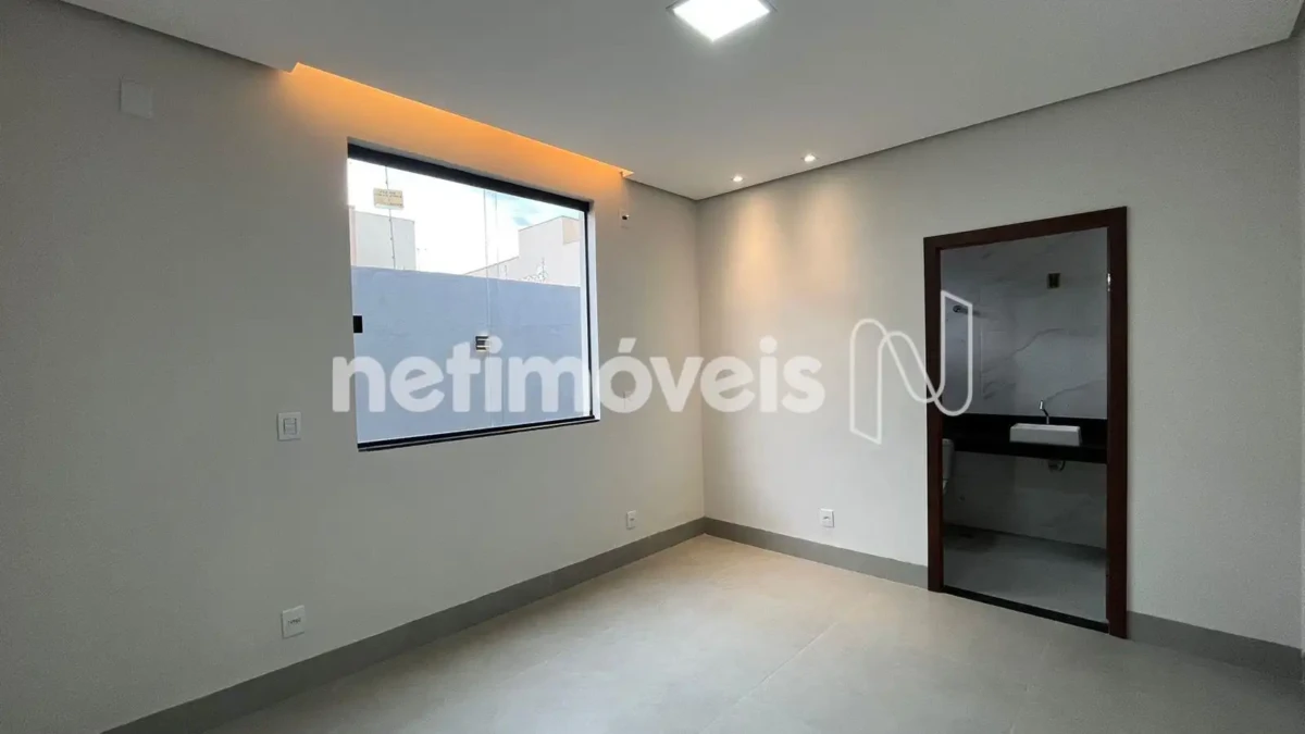 Casa para Venda com 3 quartos no bairro Nossa Senhora das Graças