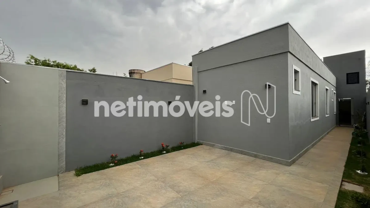 Casa para Venda com 3 quartos no bairro Nossa Senhora das Graças