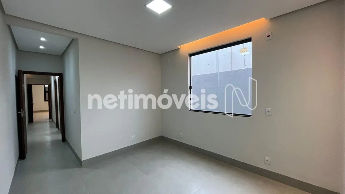 Casa para Venda com 3 quartos no bairro Nossa Senhora das Graças