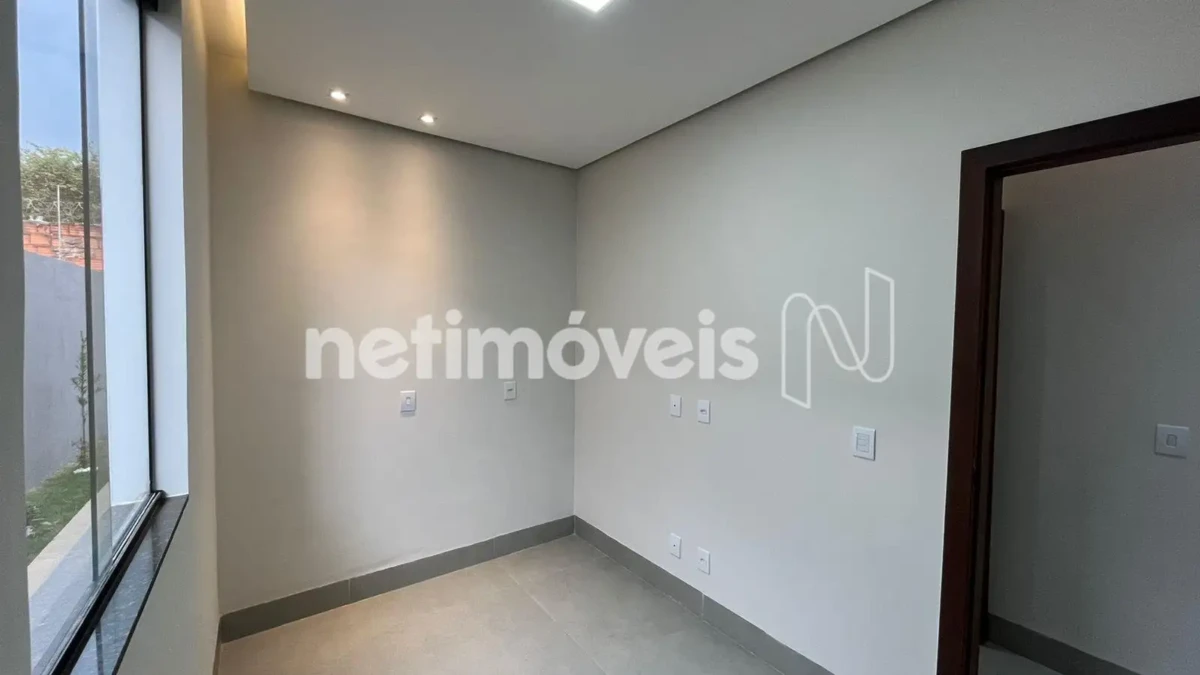 Casa para Venda com 3 quartos no bairro Nossa Senhora das Graças