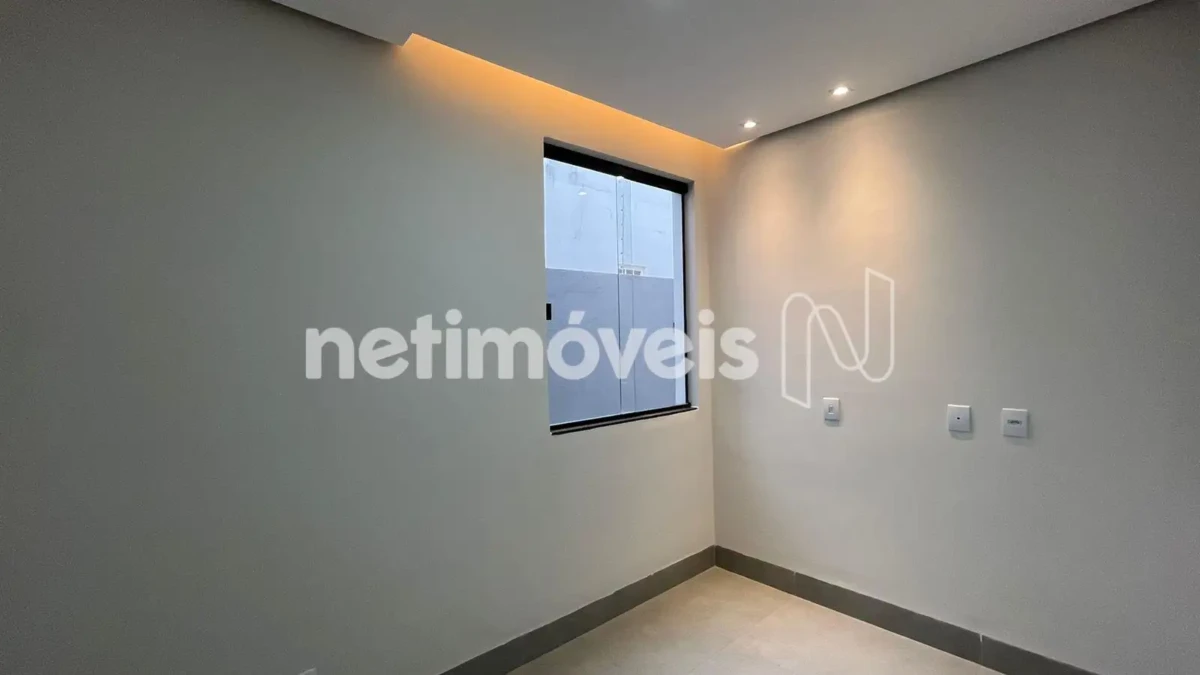Casa para Venda com 3 quartos no bairro Nossa Senhora das Graças